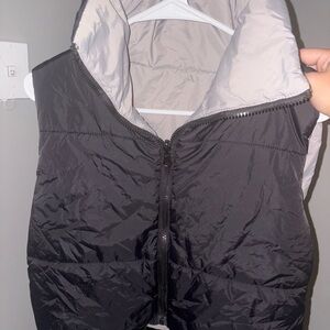 Shein, Reversible Black and Gray Puffer Vest BRAND NEW